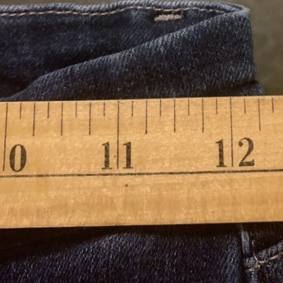 Good American Jeans Women’s Blue 2/26 Good Legs Crop - Picture 5 of 8